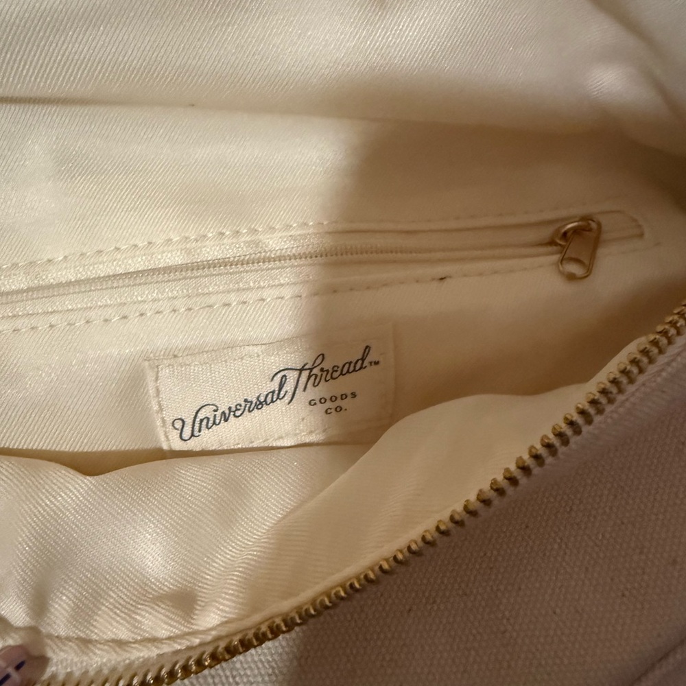 Universal Thread Cream Zip Pouch - Picture 2 of 2
